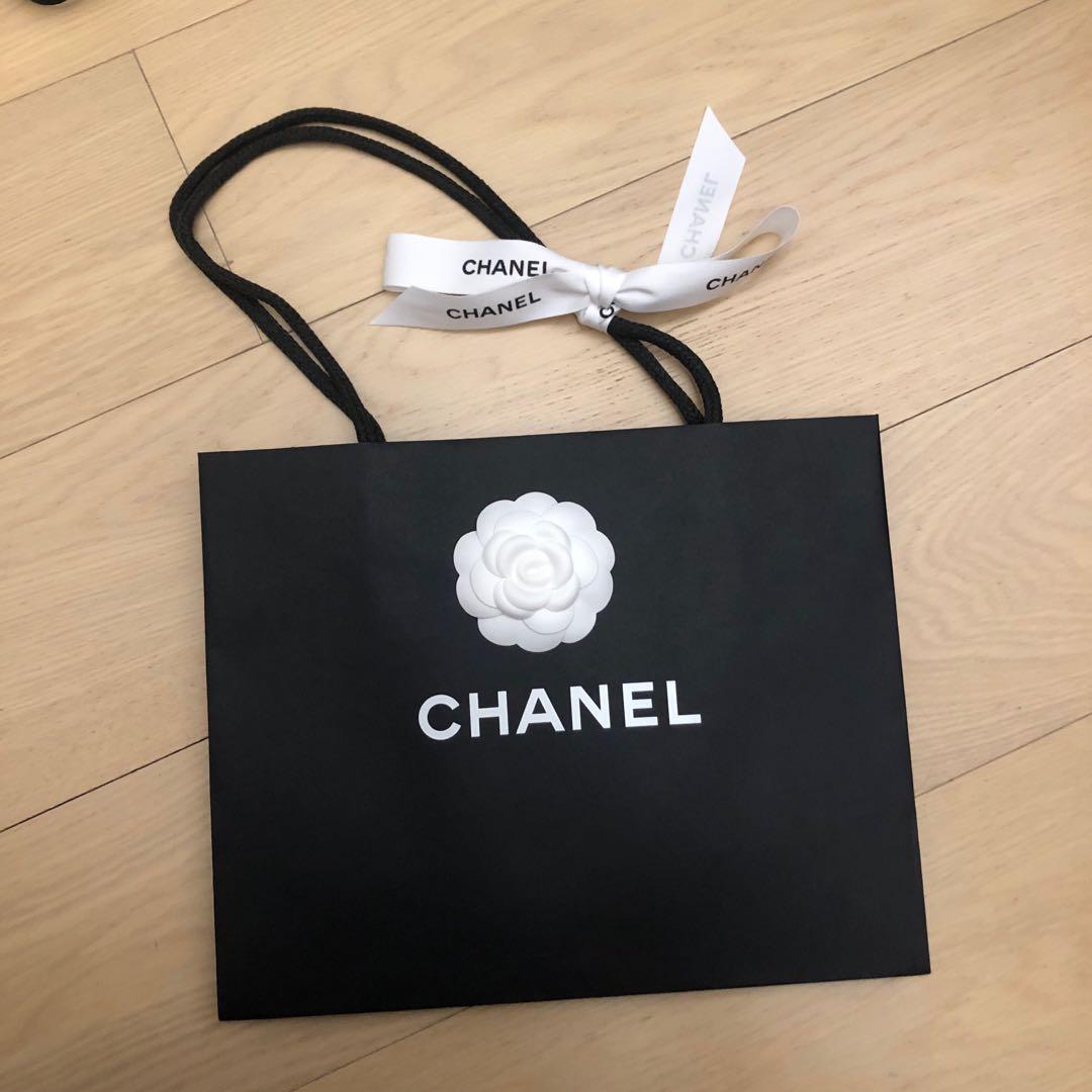 Chanel 紙袋, 名牌, 手袋及銀包- Carousell