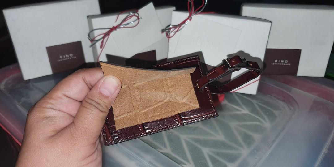 FINO Leatherware Bag Tag (Category: Looking For) located in Quezon City. Submitted by tresmariasvillarosa (Listing ID 1060568389, Image 2). Description: .