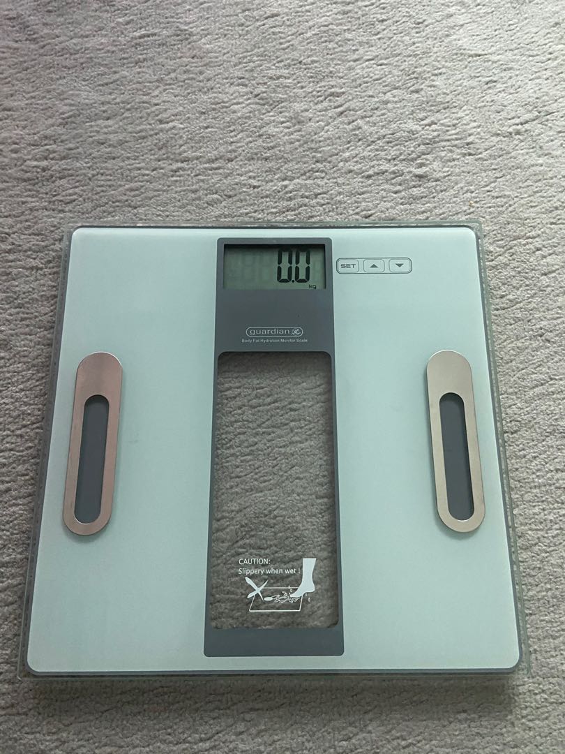 Guardian 5 in 1 weighing scale, Health & Nutrition, Health Monitors & Weighing Scales on Carousell