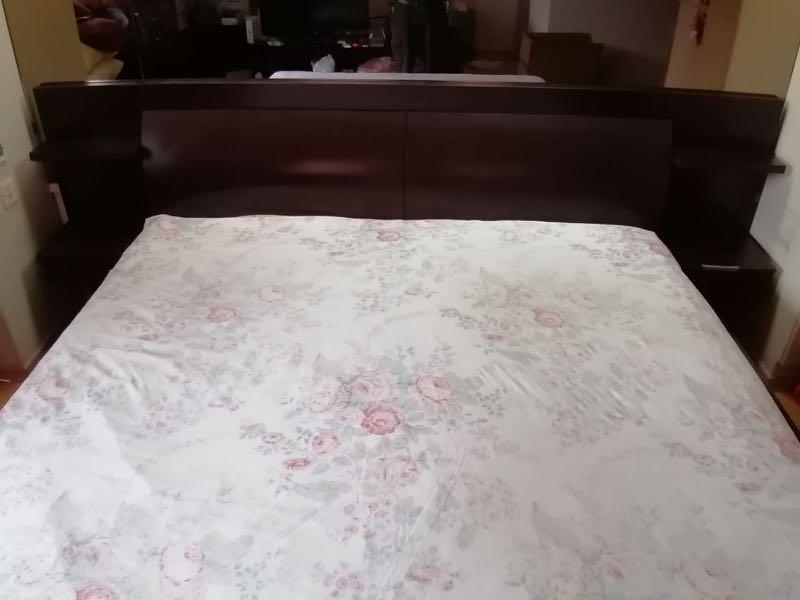King Size Platform Bed With Storage Space Furniture Others On Carousell