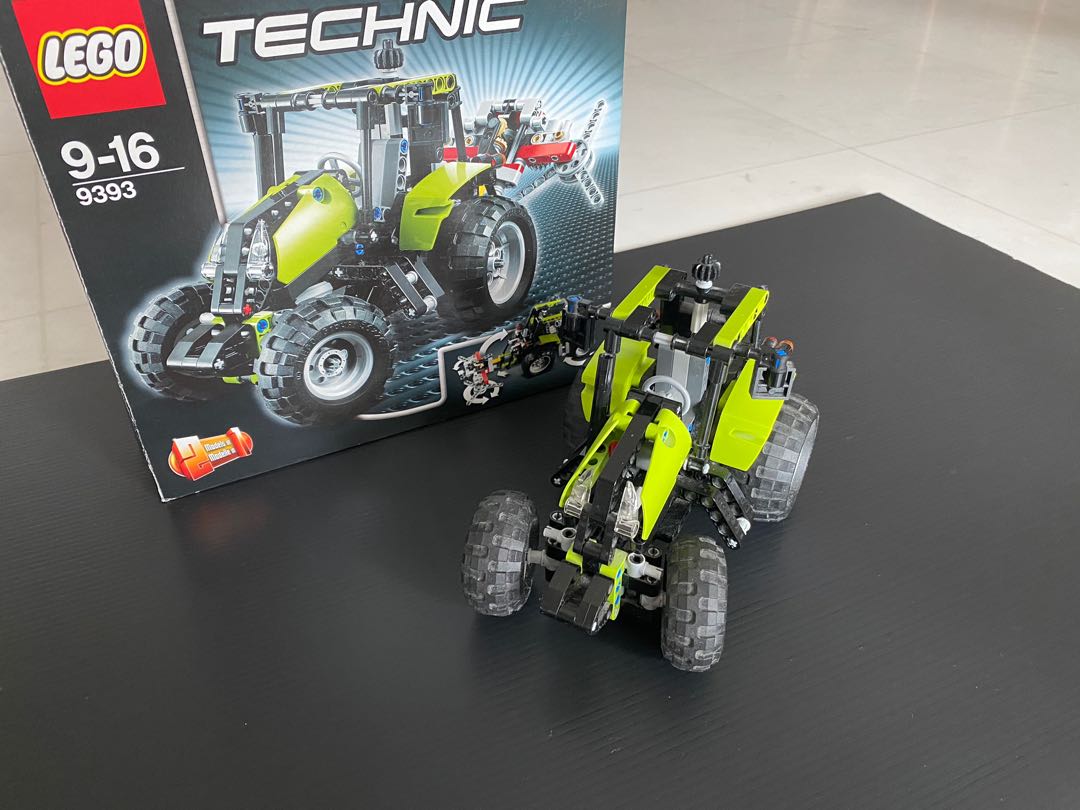 Lego 9393 - Technology: Tractor : LEGO: : Toys