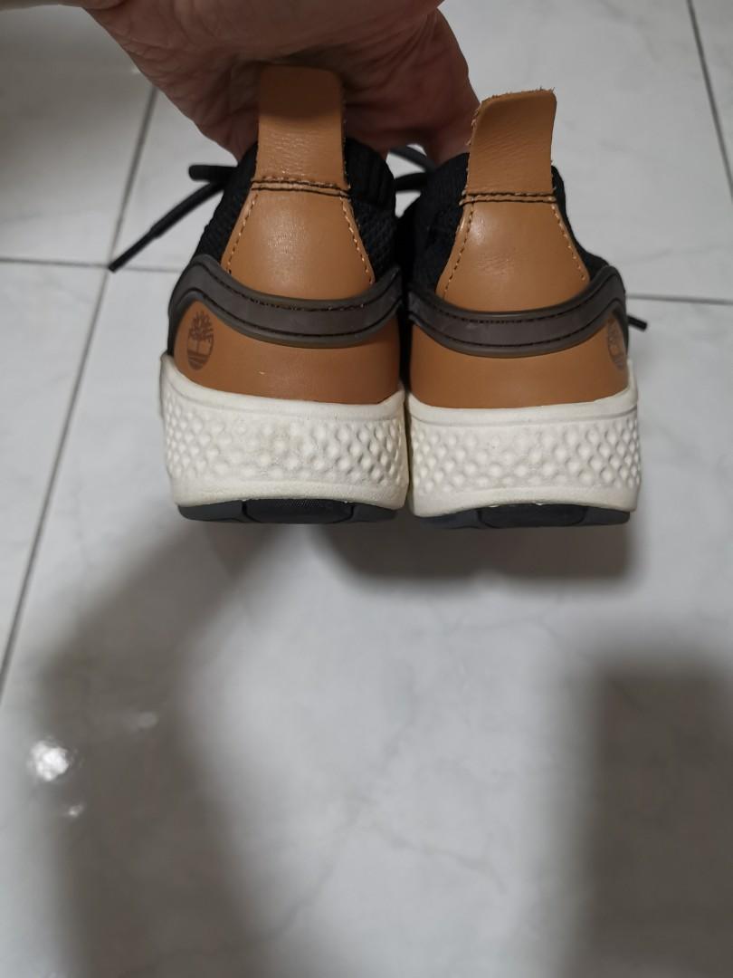 Like New Timberland Sneakers size US 7.5