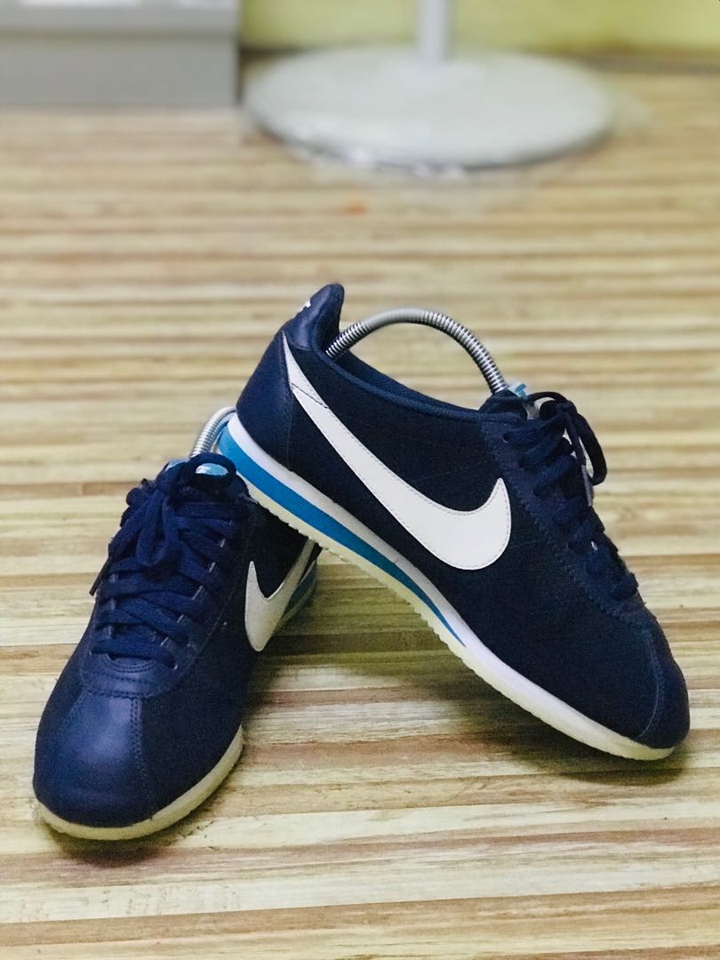 nike cortez biru