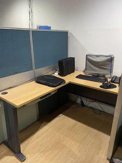 Desk with side extension  (SET)