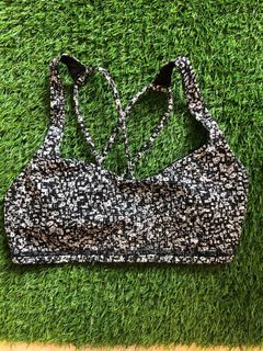 (Category: ) located in . Submitted by shopgal81 (Listing ID 1060529946, Image 1). Description: .