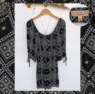 Princess Vera Wang Boho Peasant Dress (Cutout Back)