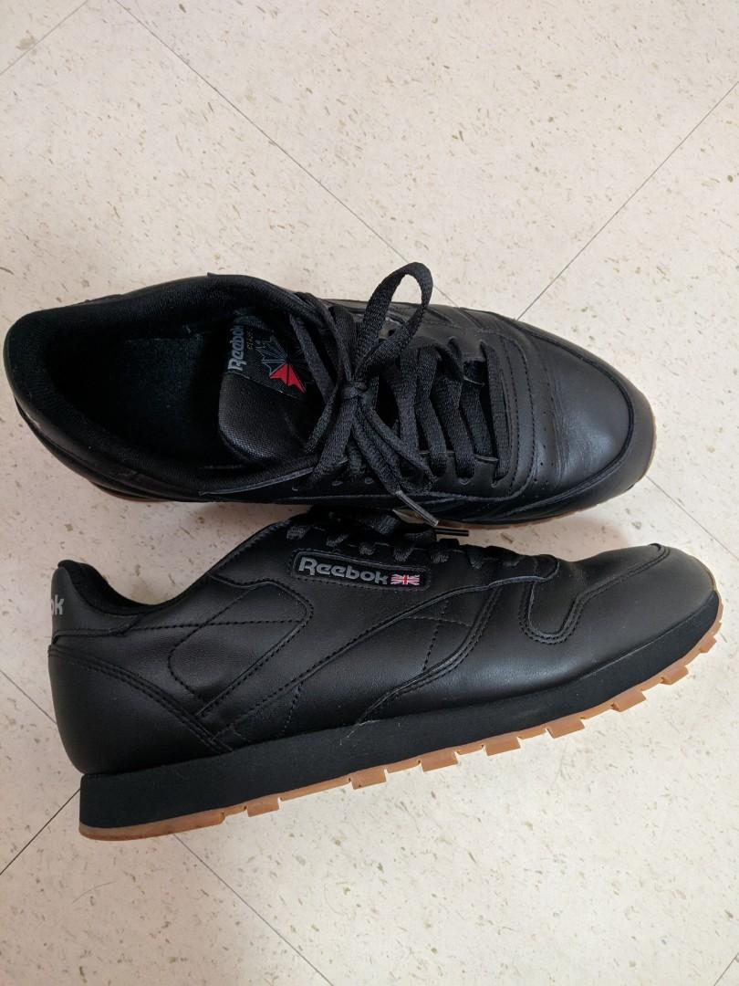Reebok Classic Black gum