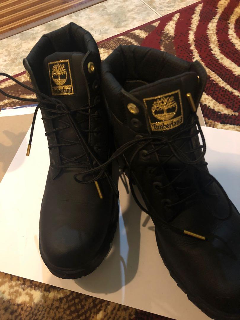 All hotsell black timbs