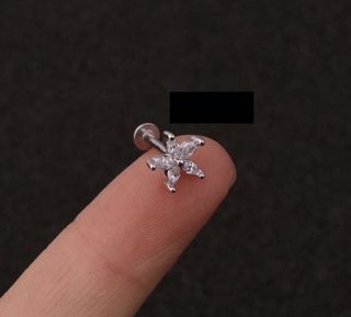 (Category: ) located in . Submitted by _bia_ (Listing ID 1060600735, Image 1). Description: .