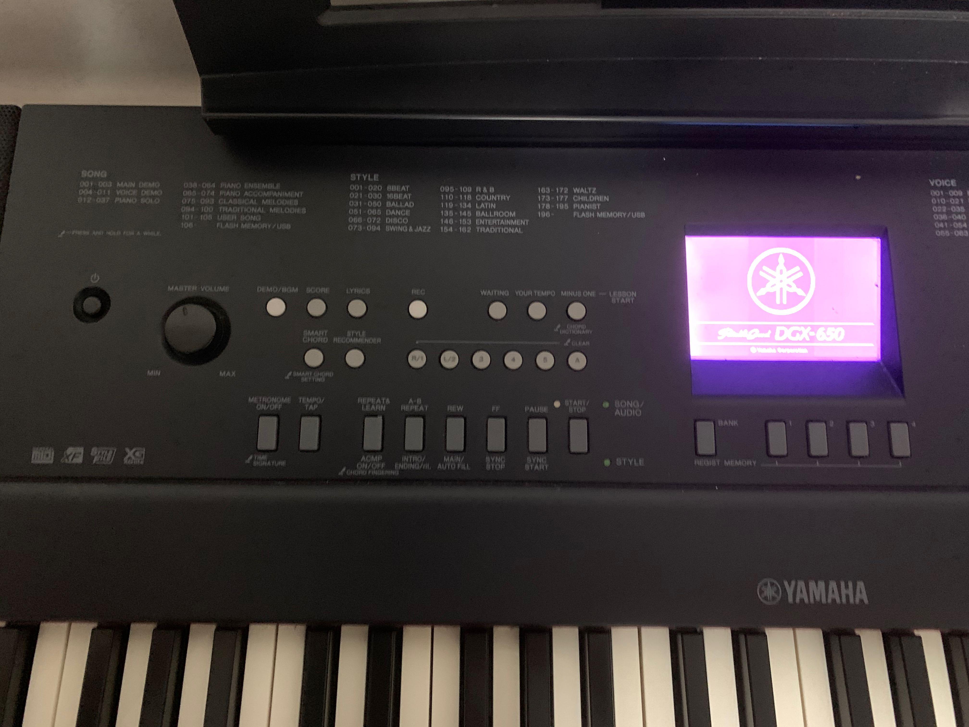 Yamaha Digital Piano DGX650, Hobbies & Toys, Music & Media, Musical