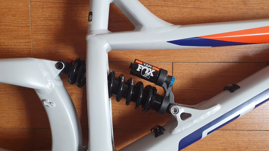 2019 GT Sanction Elite frameset Sports Equipment Bicycles