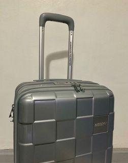 American Tourister Faro Spinner Luggage