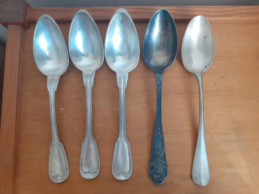 Antique Silver plated table spoons (Set of 5) (Category: Dinnerware & Cutlery) located in Paranaque City. Submitted by donjuan_thegreat (Listing ID 1060863351, Image 1). Description: Items in very good vintage condition Purchased in Paris With patina and uneven areas Silver plated table spoons with markings Brand: Christofle and unidentified brand Dimensions: L 21 cm W 4.5 cm For pick-up in UPS 5 Paranaque or can ship at buyers expense.