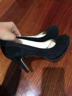 Wittner Black heels