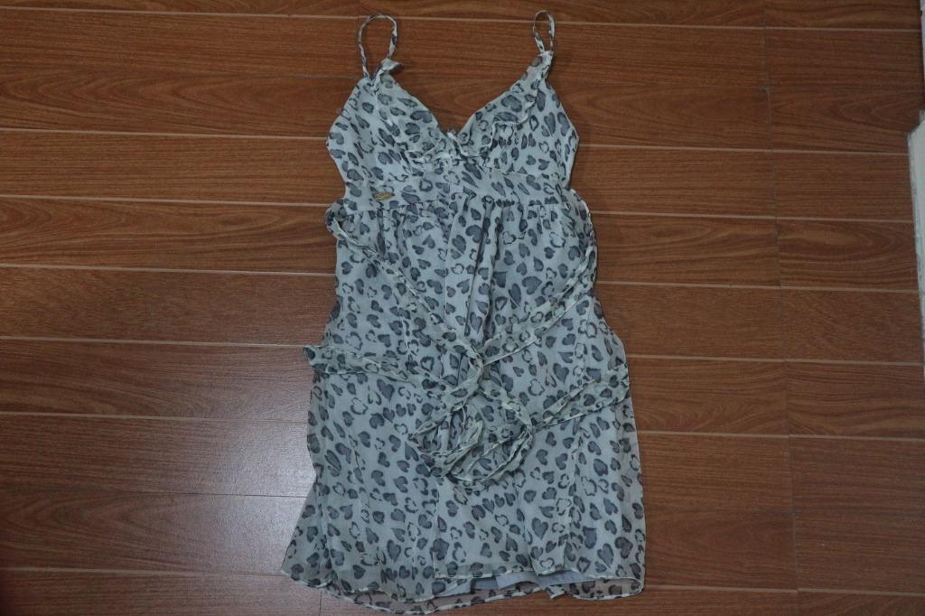 Candies Chiffon Printed dress (Category: Dresses) located in Quezon City. Submitted by chxcxfxmx (Listing ID 1060772582, Image 1). Description: Used once candies dress fits xs to s chiffon fabric Meet up places: QC Marikina South Caloocan For transactions you can message me here: fb.com/janinedarnayla.