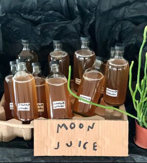 (Category: ) located in . Submitted by kombucha_moon (Listing ID 1060754790, Image 1). Description: .