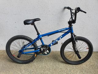 Kink Bmx Curb 21 Matte Smoked Fuschia Bicycles Pmds Bicycles Others On Carousell