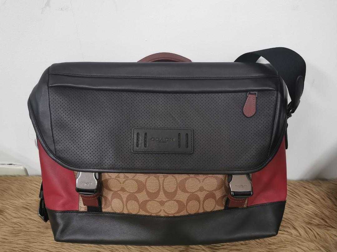 Ranger messenger in signature shop canvas with mountaineering detail