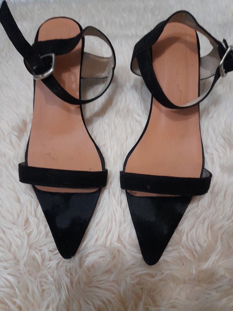 customized sandals