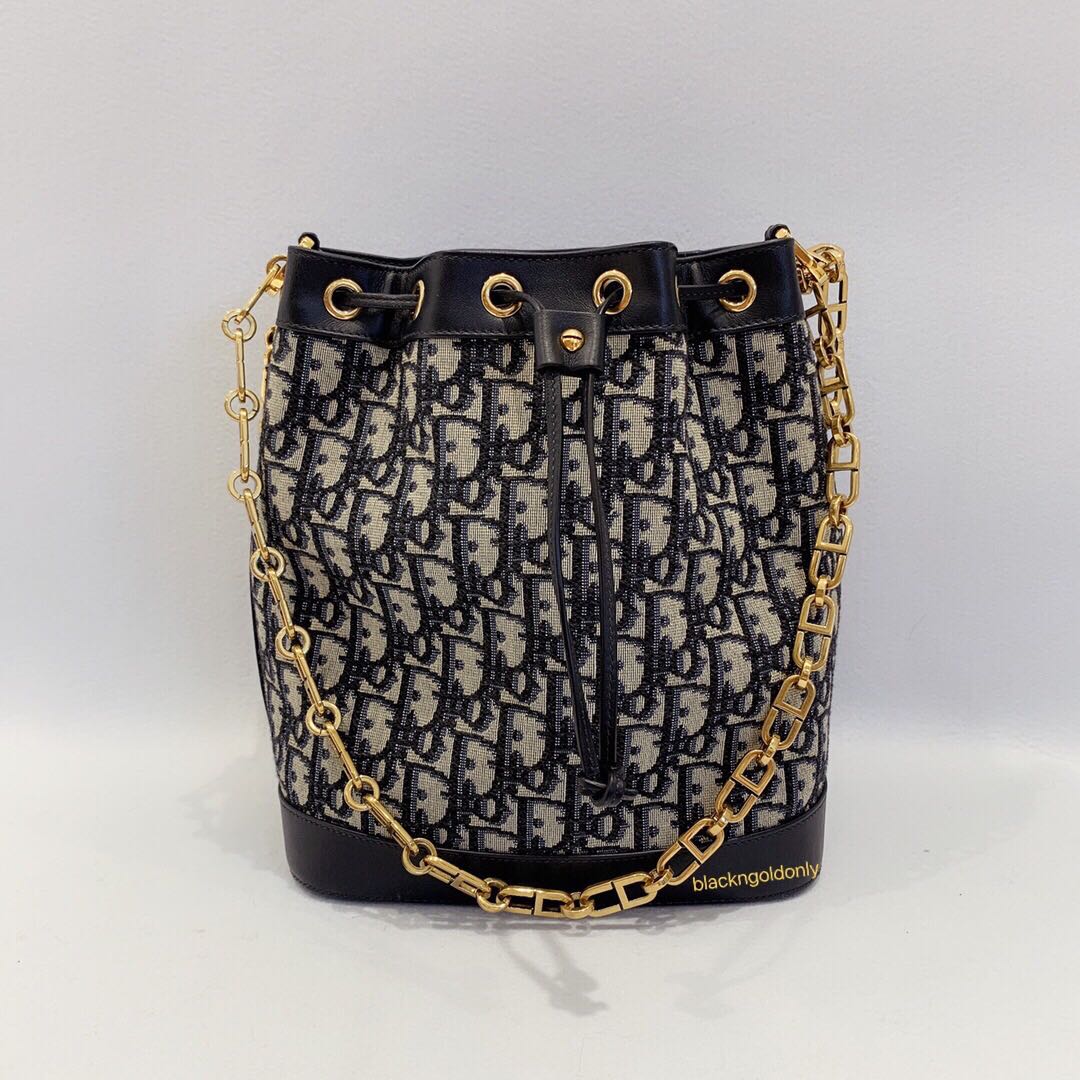 Dior oblique bucket bag Carousell