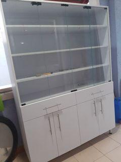 Display cabinet