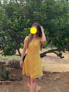 (Category: ) located in . Submitted by allywears (Listing ID 1043858877, Image 1). Description: .