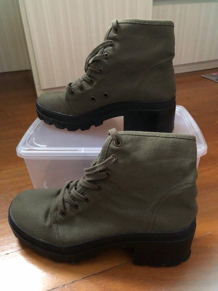 Forever 21 platform boots