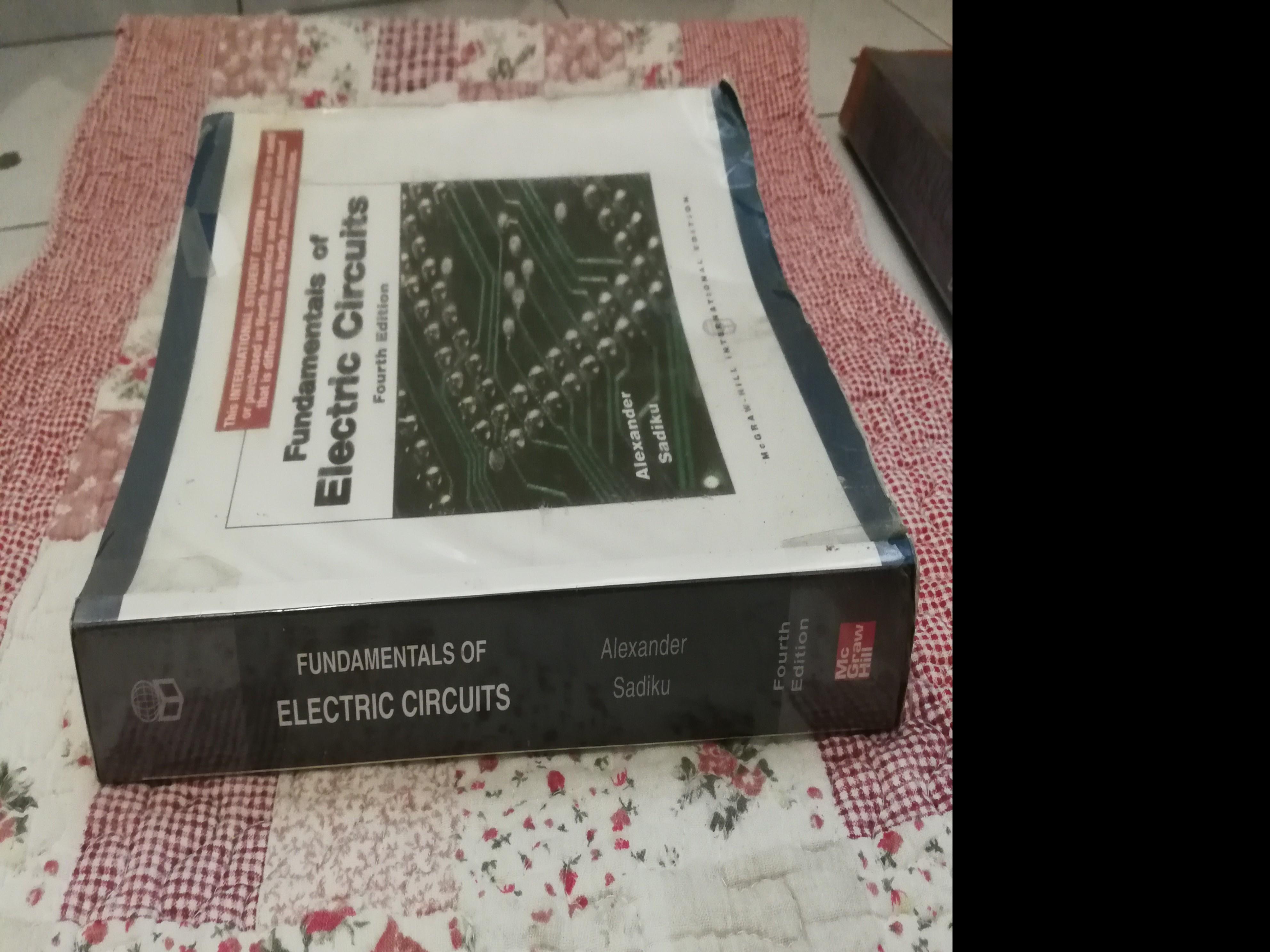 Fundamentals of Electric Circuit Fourth Edition, Hobbies & Toys, Books