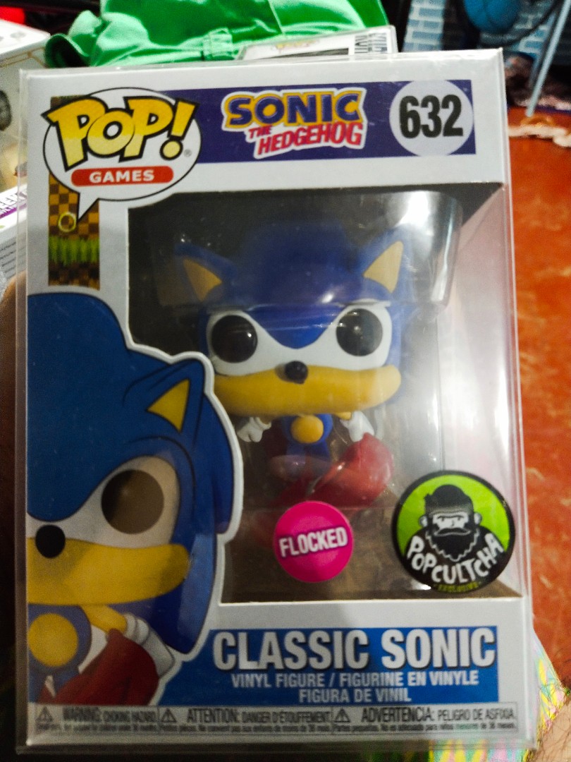 Funko Pop Classic Sonic Flocked 