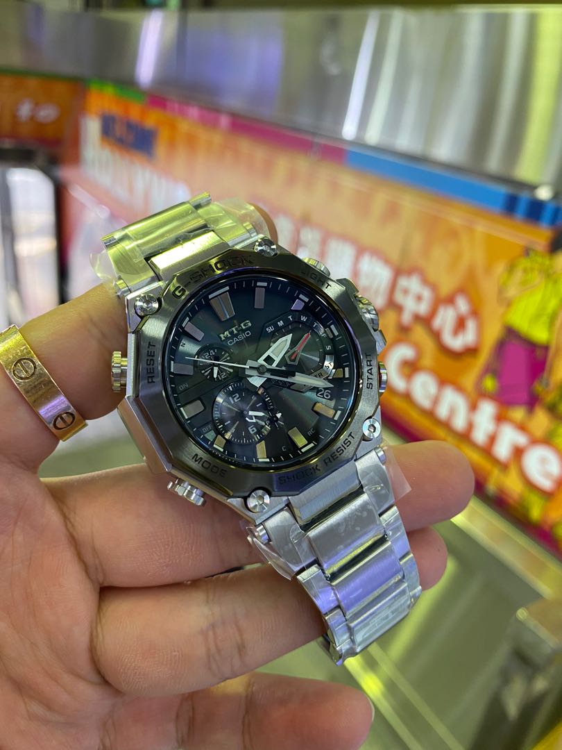 Casio G-Shock MTG-B2000D-1A, 名牌, 手錶- Carousell