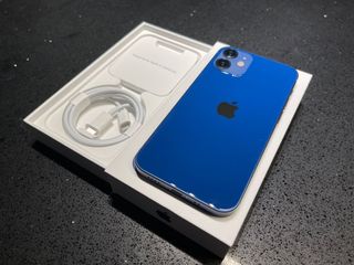 (Category: ) located in . Submitted by BarelyEssential (Listing ID 1060768037, Image 1). Description: .