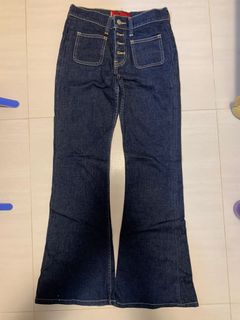 （分類：）位於 。 由 novalam 提交（商品編號 1060810610，圖片 1）。簡介： 。