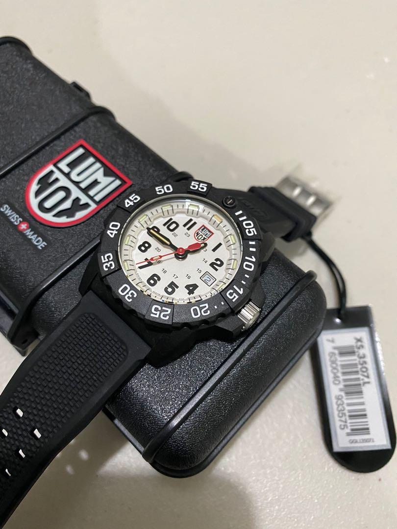 luminox white dial
