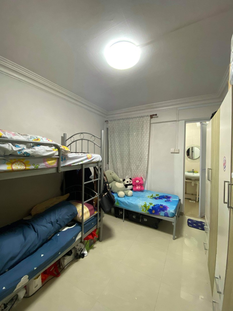 (Category: ) located in . Submitted by ianjilee (Listing ID 1049664853, Image 1). Description: .