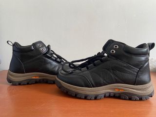 (Category: ) located in . Submitted by khyeong1998 (Listing ID 1060743109, Image 1). Description: .