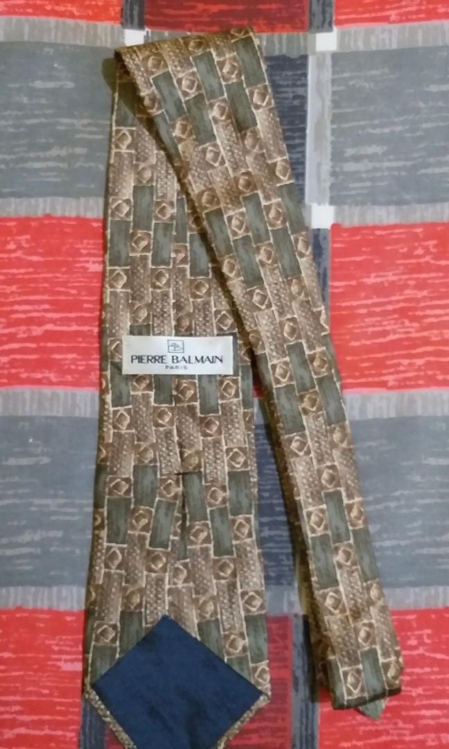 Pierre Balmain Tie (Category: Sneakers & Footwear) located in Caloocan City. Submitted by preloved113 (Listing ID 1060671167, Image 1). Description: SALE: before P500.