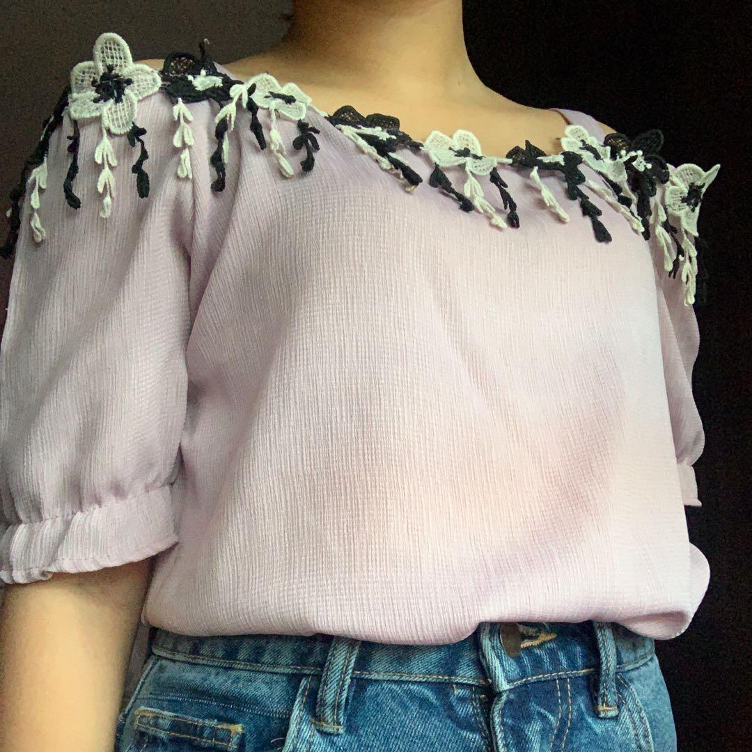 Pink Off-shoulder Floral Top (Category: Sleeveless) located in Manila. Submitted by farfromregularco (Listing ID 1060531698, Image 2). Description: Off Shoulder Floral Top Size - S to M.