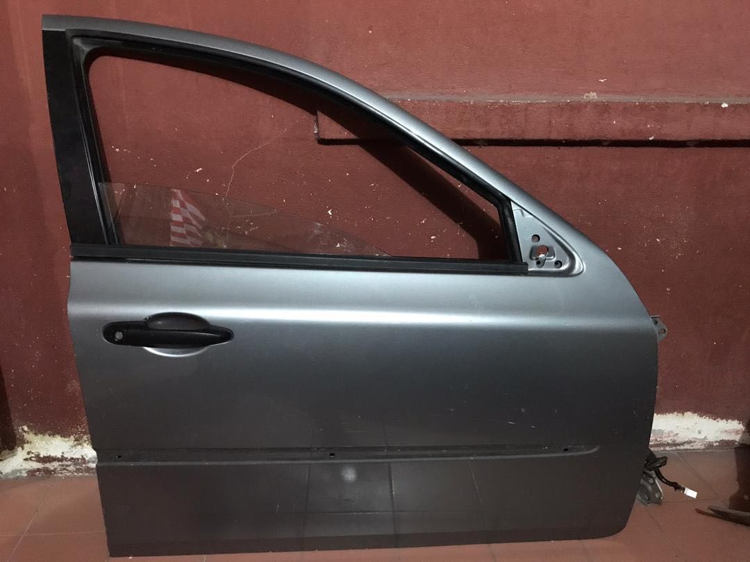 Pintu Depan Driver Gen 2 Cermin Door Trim Persona Fender Kanan Persona Auto Accessories On Carousell