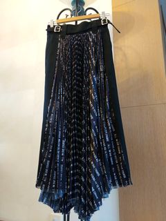 （分類：）位於 。 由 jer0917 提交（商品編號 1060672592，圖片 1）。簡介： 。