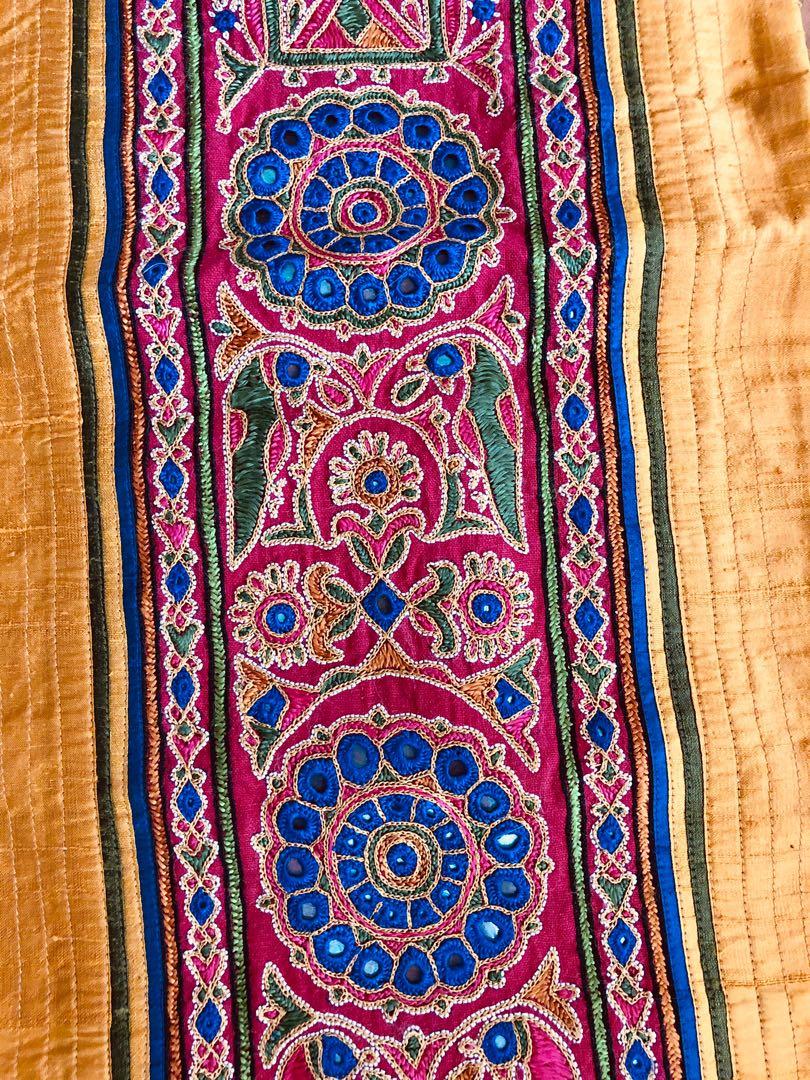 SHRUJAN Raw Silk Wall Hanging