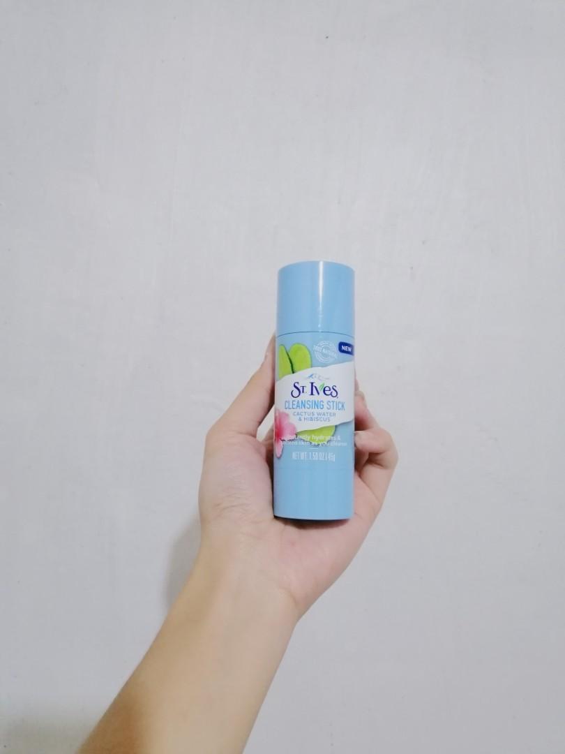 st ives cleansing stick cactus water