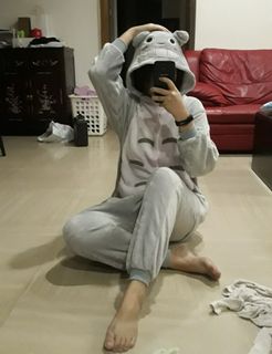 (Category: ) located in . Submitted by catsharderei (Listing ID 1060687835, Image 1). Description: .