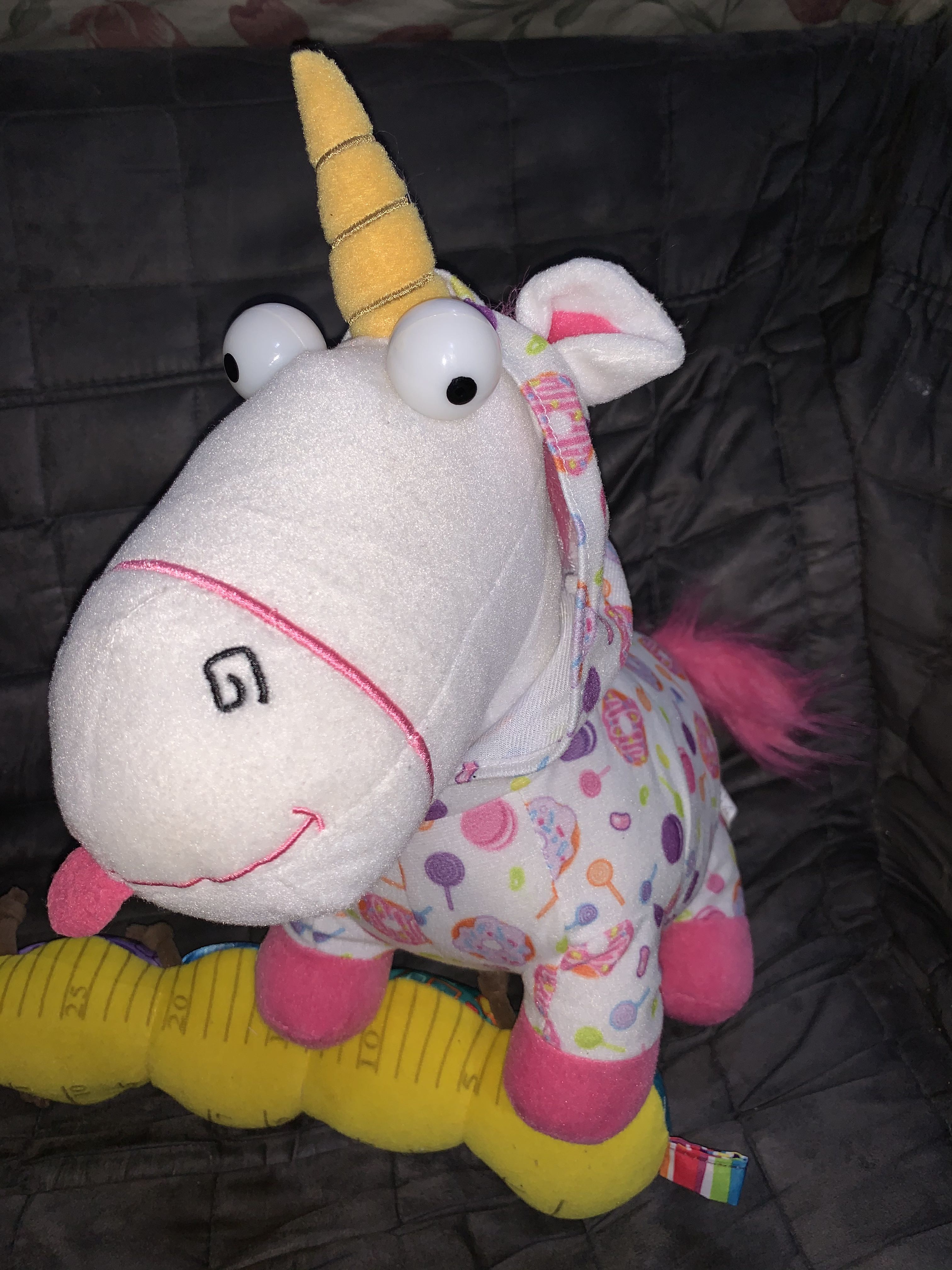 Unicorn despicable me, Toys & Collectibles, Mainan di Carousell