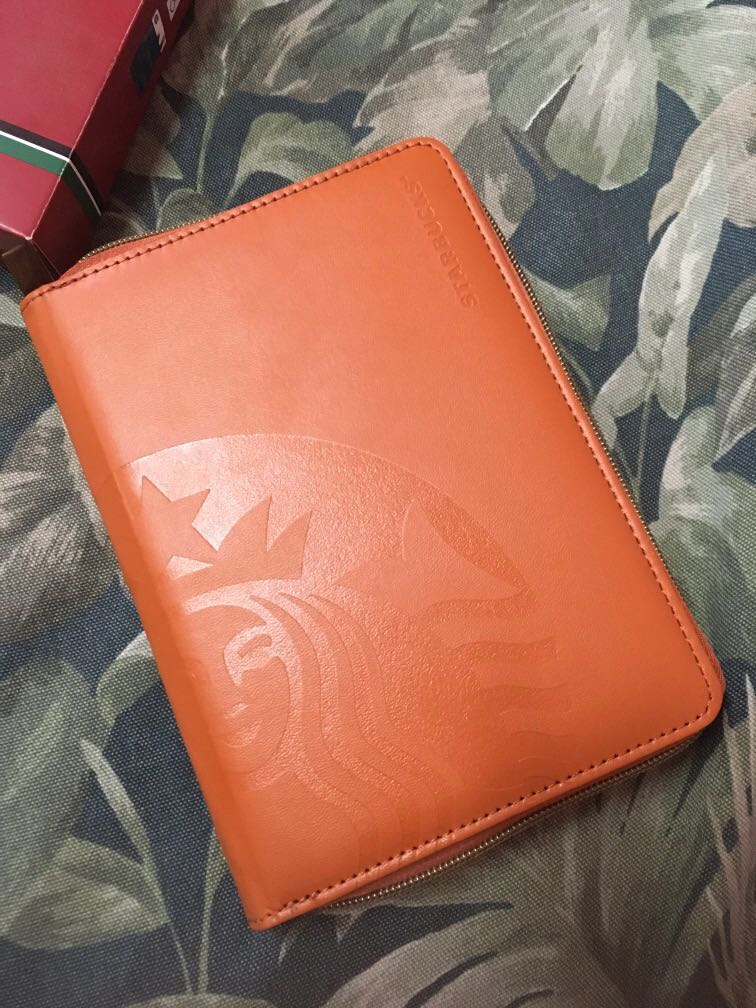 Unused Starbucks 2019 Travel Organizer, Hobbies & Toys, Stationary