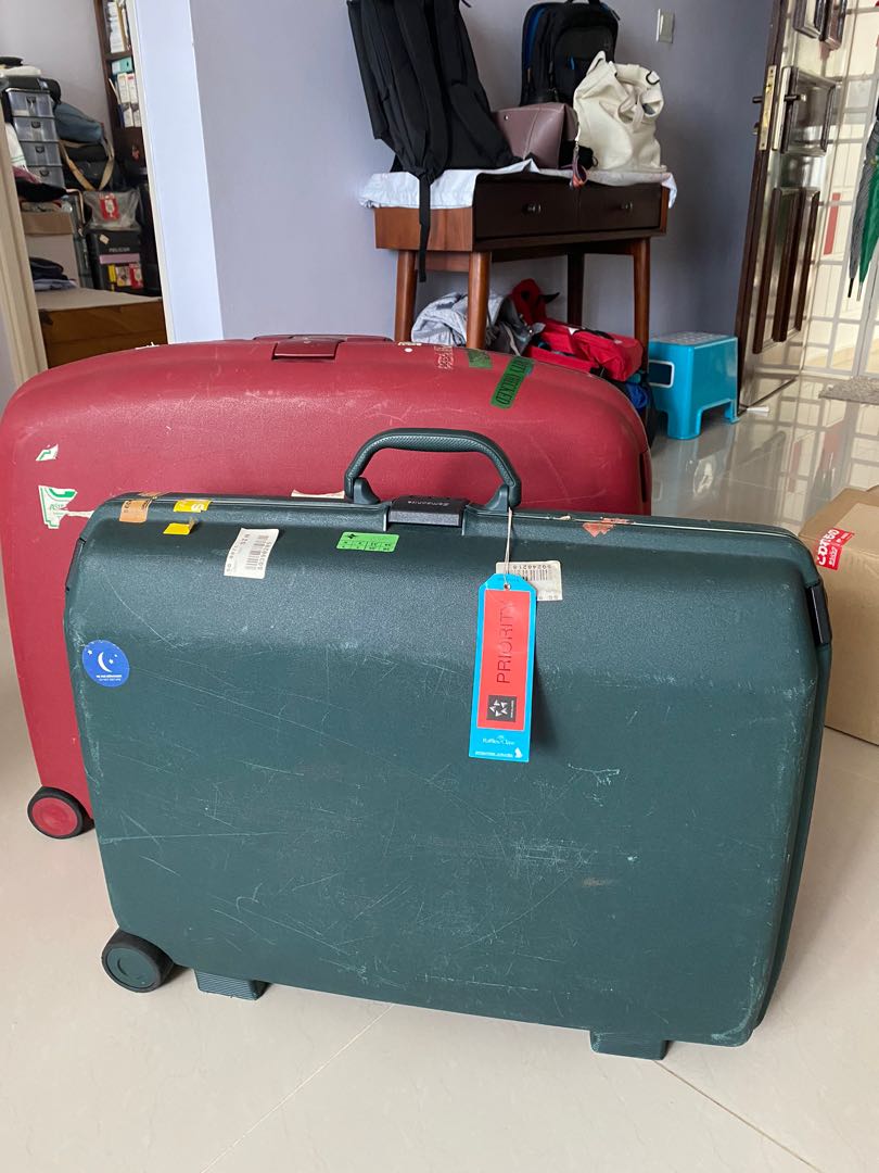 Used Samsonite luggage 111L buy 1 get 1 foc Hobbies Toys