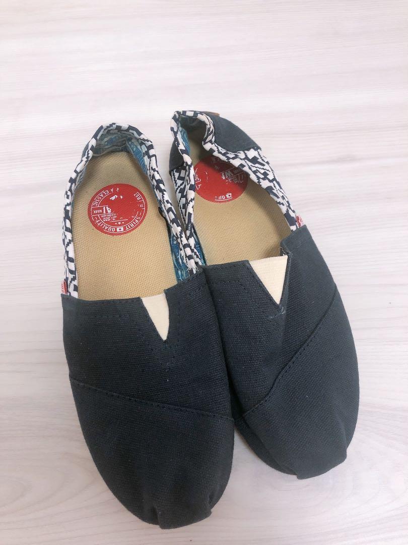 Wakai shoes