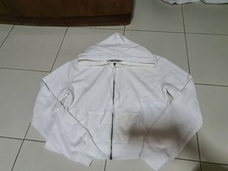 (Category: ) located in . Submitted by lynlincloset (Listing ID 1060804443, Image 1). Description: .