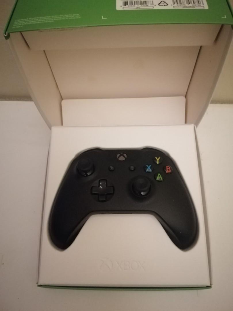 XBOX one controller + cable for Windows, Video Gaming, Gaming