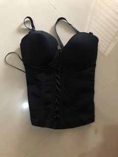 (Category: ) located in . Submitted by sellinpreloved (Listing ID 1060700698, Image 1). Description: .
