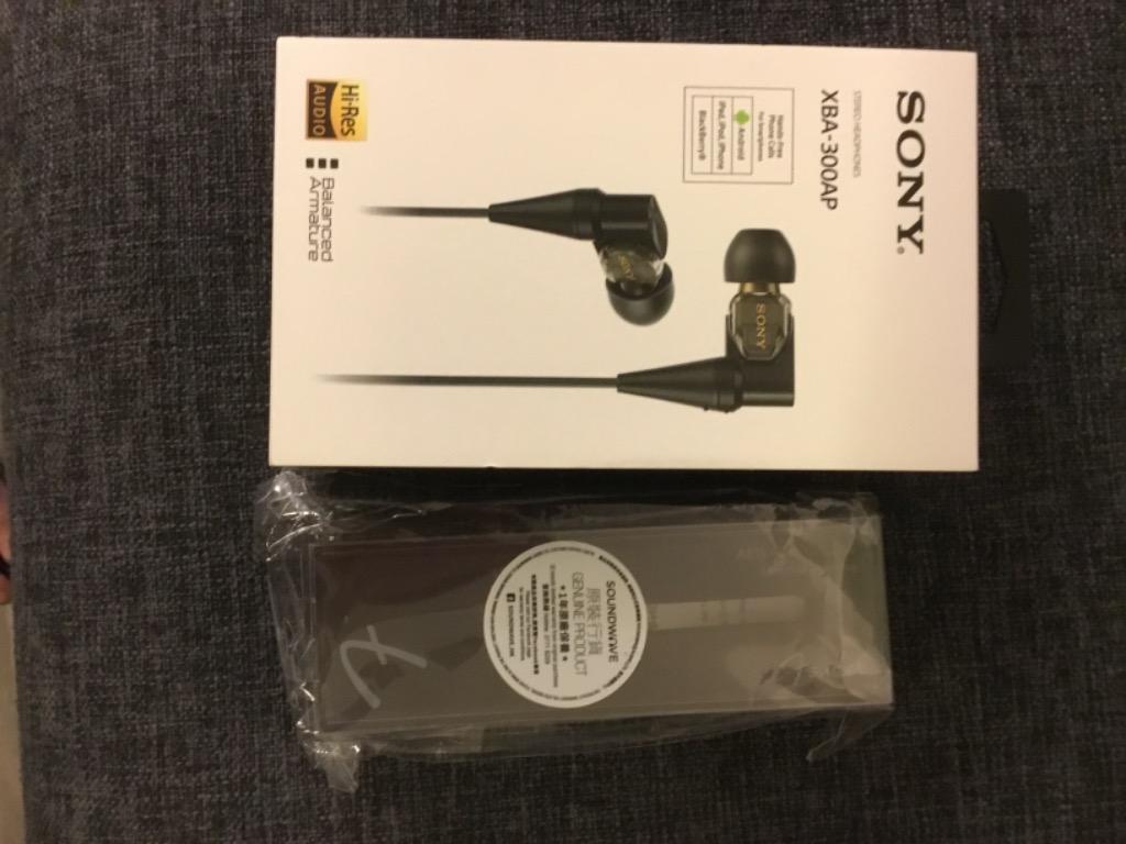 95% new Sony XBA-300 （有單）+ Fender 耳擴, 音響器材, 可攜式音響